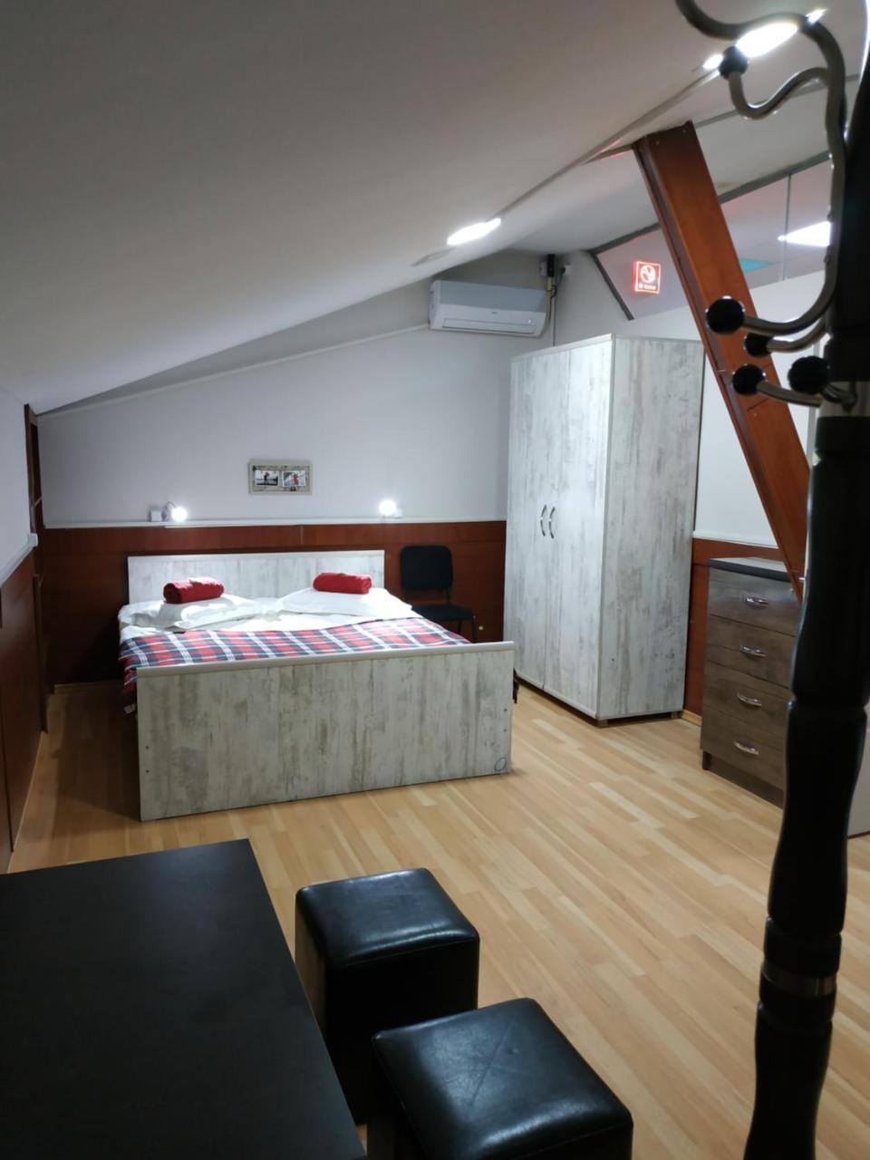 Hostel Portal Tiflis Exterior foto